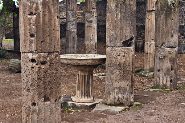 Driehoekige forum, pompeii — Stockfoto