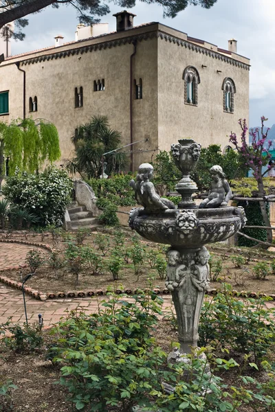 ヴィラ チンブローネ庭園、ラヴェッロ、イタリア — Stock fotografie