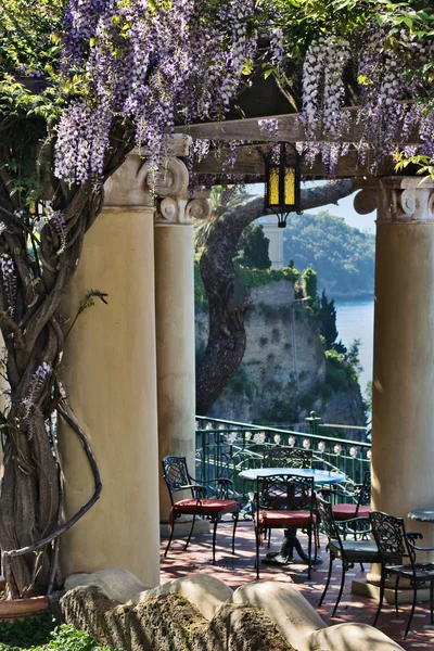 Terrace with view of Sorrento Peninsula — Stock Photo, Image