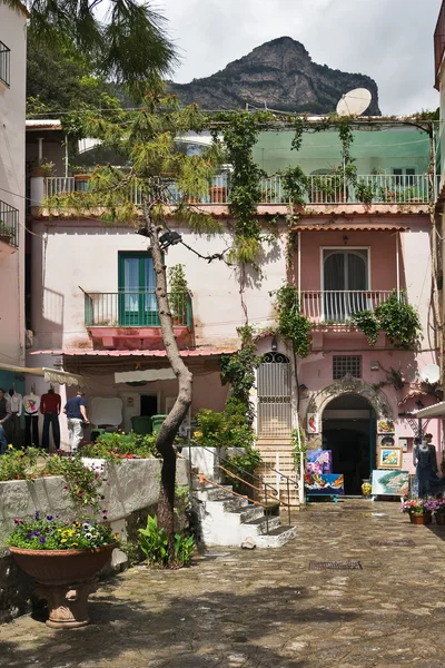 Vieille maison cour, Positano, Italie — Photo