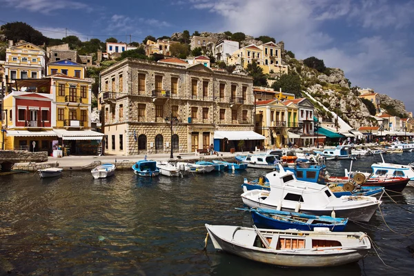Barcos en Puerto de Symi, Grecia —  Fotos de Stock