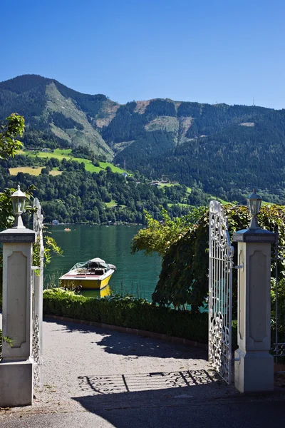Vista de Zeller Ver lago, Áustria — Fotografia de Stock