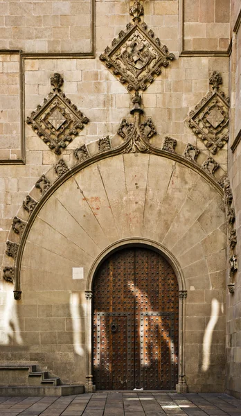Porte de l'hôtel de ville, Barcelone — Photo