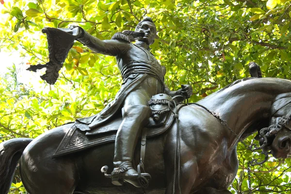 Pomnik konny Simona Bolivara — Zdjęcie stockowe