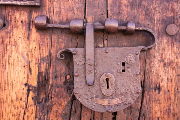 Protezione. Chiusura o serratura vecchia . — Foto Stock