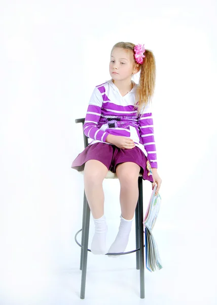 Lány a széken — Stock Fotó