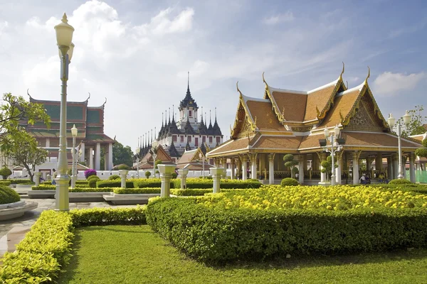 Tempio di Wat Rajanadda - Bangkok, Thailandia — Foto Stock