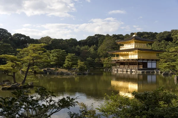 Храм Кинкакудзи в Киото, Япония Стоковое Изображение
