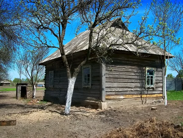 Ein altes Haus — Stockfoto