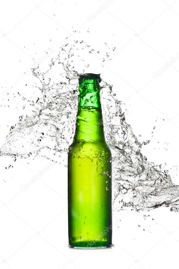 Beer bottle fresh splash