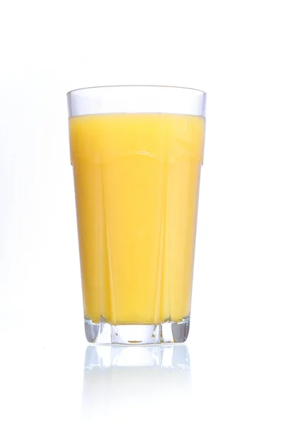 Stort glas apelsinjuice — Stockfoto