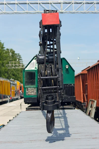 铁路起重机 — 图库照片