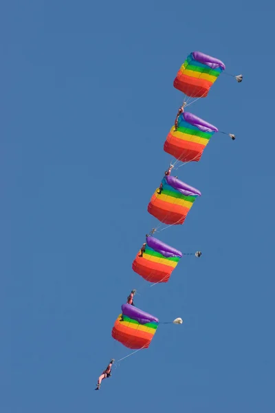 Beş paraşütçü — Stok fotoğraf