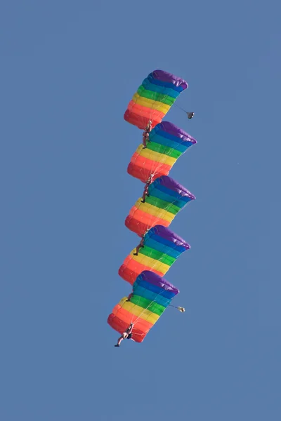 Cinco paraquedistas — Fotografia de Stock