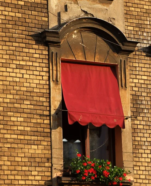 Κόκκινο παράθυρο — Φωτογραφία Αρχείου