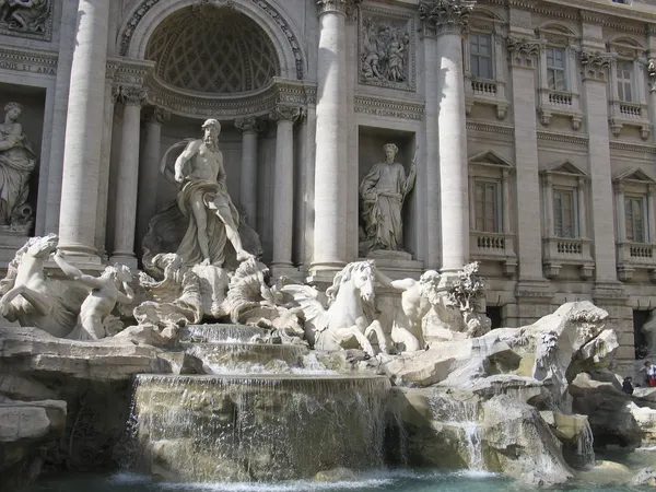 THE FOUNTAINS OF TREVI IN ROME, ITALY Royalty Free Stock Images