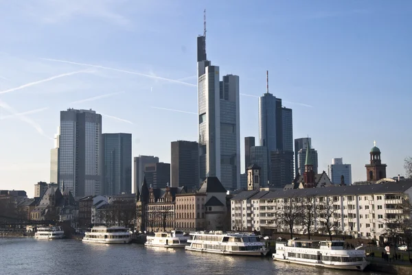 O horizonte de Frankfurt am Main — Fotografia de Stock