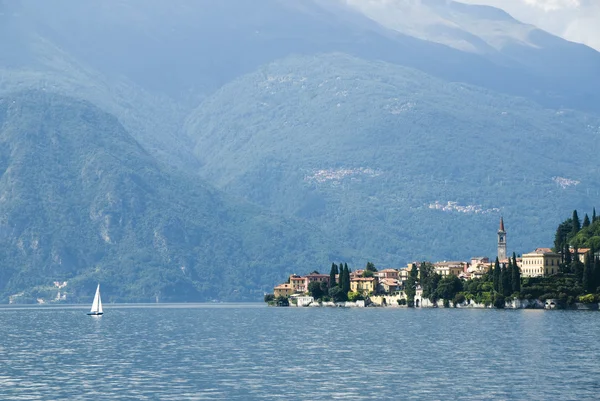 Jezioro lago maggiore — Zdjęcie stockowe