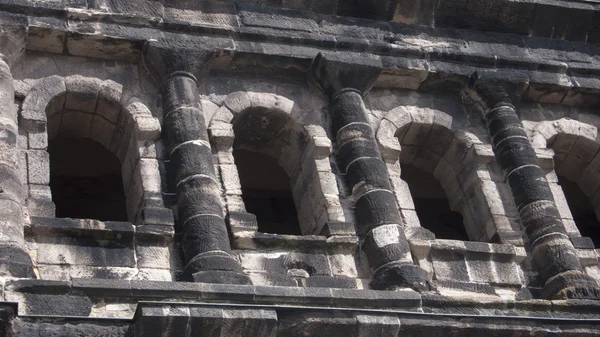 Római windows, porta nigra — Stock Fotó