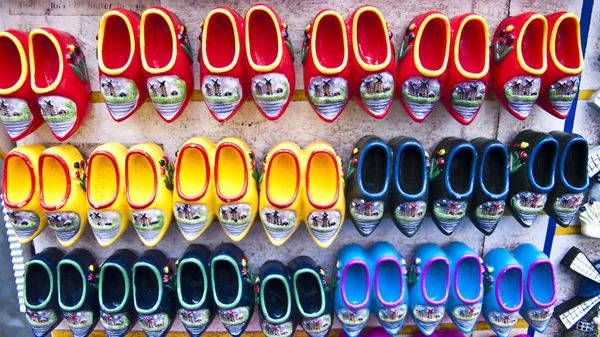 Dřevo boty v Nizozemsku, suvenýry — Stock fotografie