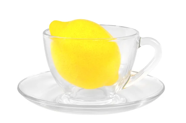 Limón fresco en taza de vidrio —  Fotos de Stock