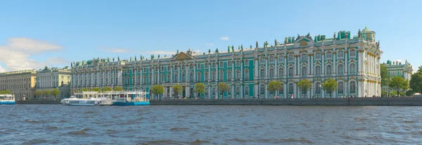 Russia, Saint-Petersburg, the Hermitage — Stock Photo, Image