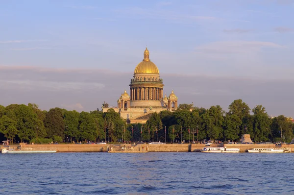 Russland, saint-petersburg, kathedrale des hl. isaac — Stockfoto