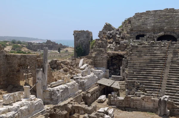 Les ruines de l'ancien amphithéâtre. Turquie, Côté — Photo
