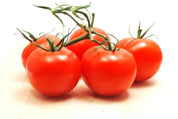 Tomates en rama — Foto de Stock