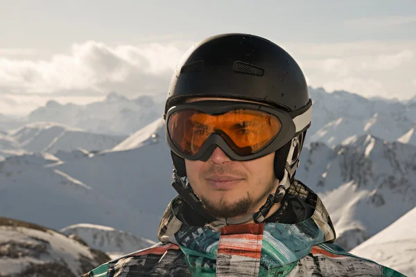 Snowboarder e montanhas — Fotografia de Stock