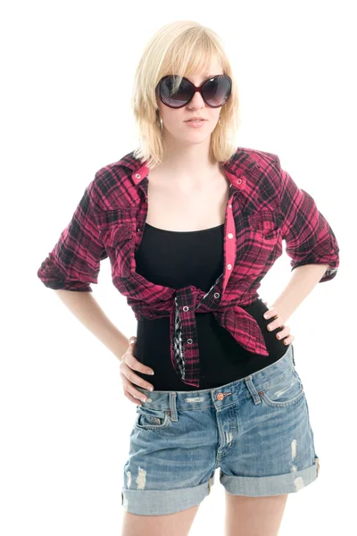 Fashionale tonårsflicka med solglasögon — Stockfoto
