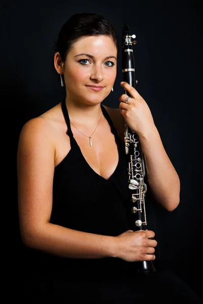 Güzel klarnetçi kadınlar — Stok fotoğraf