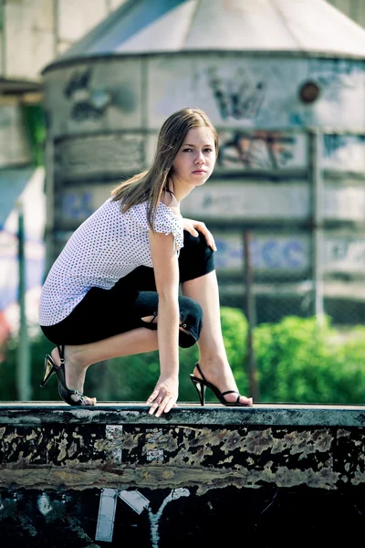Krásné dospívající dívka — Stock fotografie