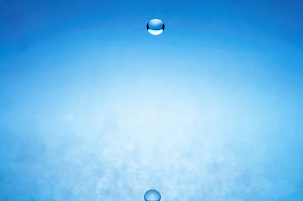 Kropla wody (obraz 2 51) — Zdjęcie stockowe