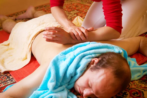 Thaise massage — Stockfoto