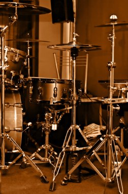 Drums clipart