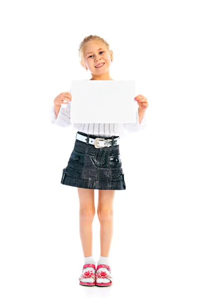 Girlie with sheet of paper — Stock Photo, Image