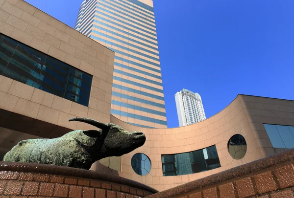 Bull - symbol of Hong Kong stock market — Stock Photo, Image