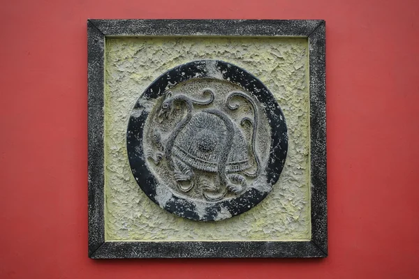 Bronze "Black Tortoise" sculpture — Stock Photo, Image