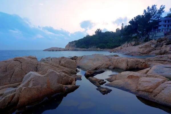 Puesta de sol en la costa, en Cheung Chau, Hong Ko —  Fotos de Stock