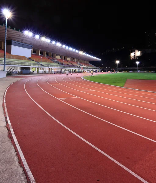 Running tracks in een stadion — Stockfoto