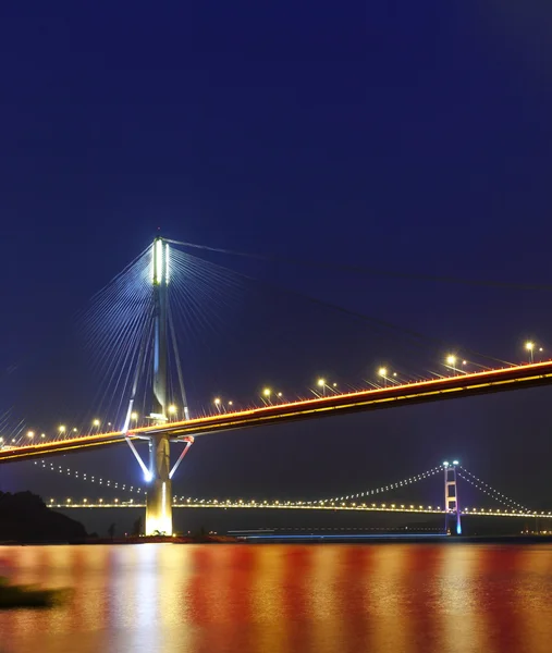 Tsing ma bridge ve Ting kau Köprüsü — Stok fotoğraf