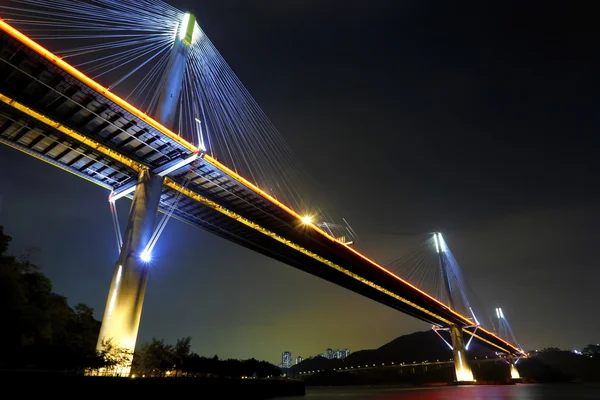Ting kau bron på natten — Stockfoto