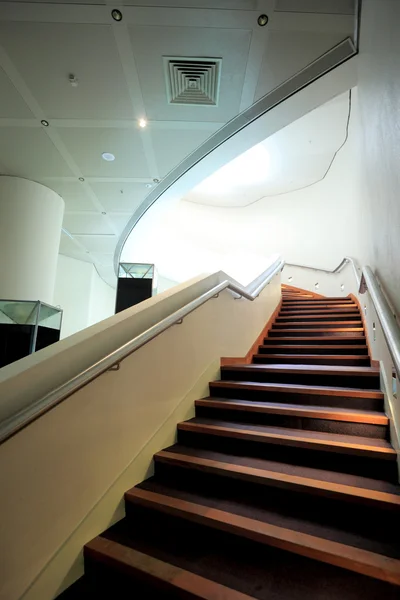 Treppe, moderner Stil — Stockfoto