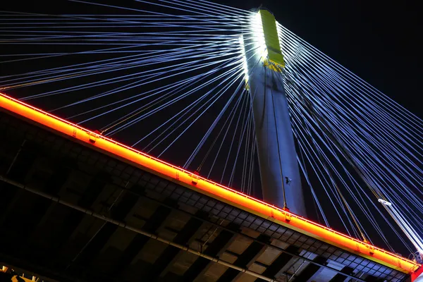 Pontes em Hong Kong à noite — Fotografia de Stock