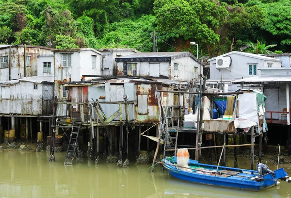 Tai O vila piscatória com casa de palafitas em Hong Kong — Fotografia de Stock