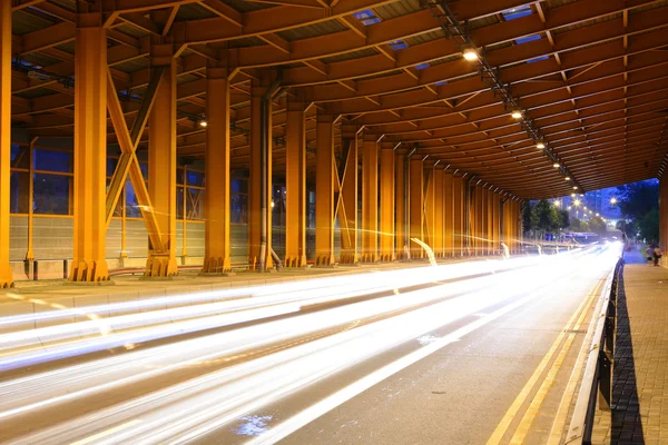 Tunnel med bil ljus — Stockfoto