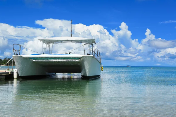 stock image Boat on beach