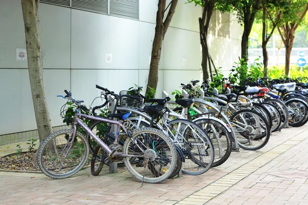 Estacionamento de bicicleta — Fotografia de Stock