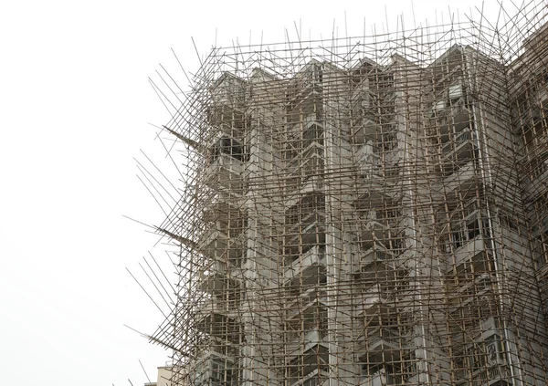 Bamboo scaffolding in construction site — Stock Photo, Image